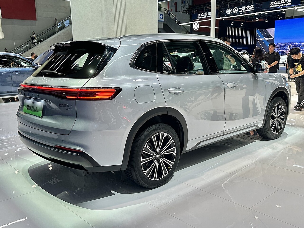 Geely Galaxy Starship 7 EM-i