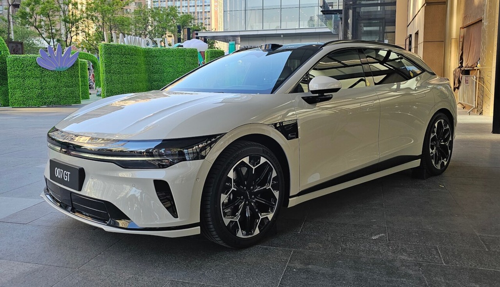 ZEEKR 007 GT