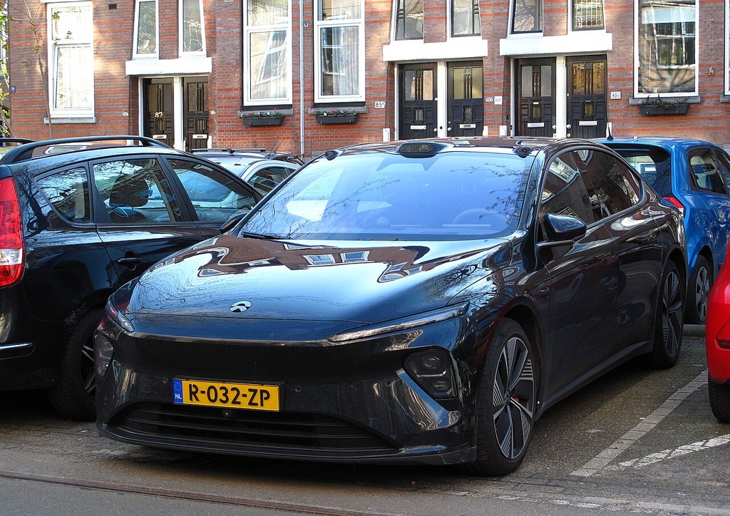 NIO ET7