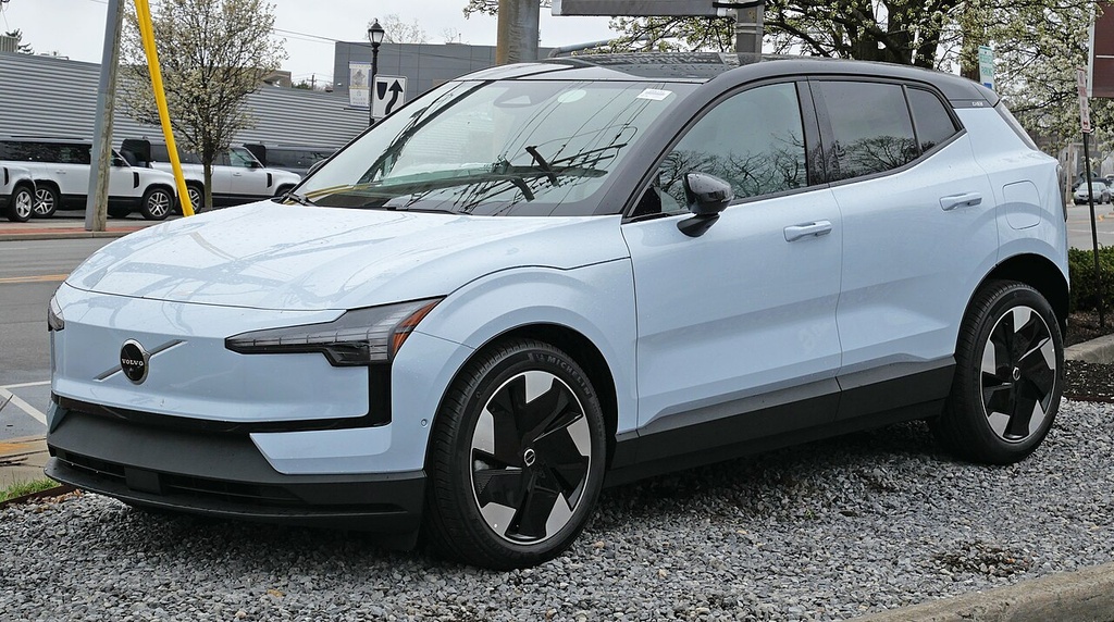 Volvo EX30