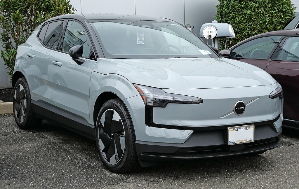 Volvo EX30