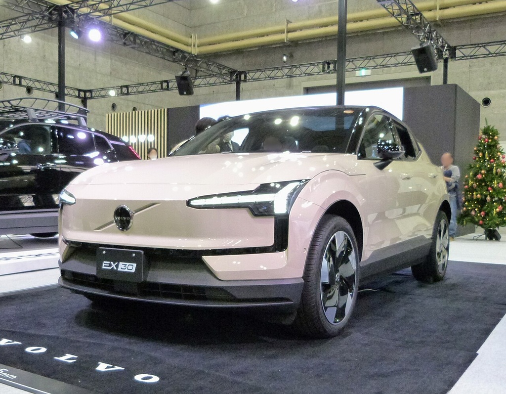 Volvo EX30