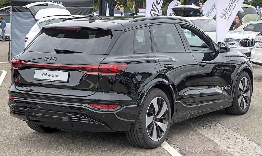 Audi Q6L e-tron