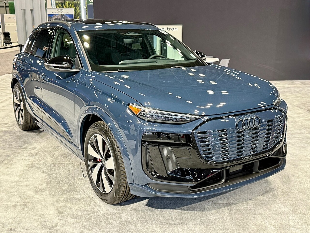 Audi Q6L e-tron