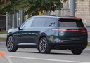 Lynk & Co 900