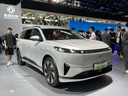 Dongfeng eπ 008