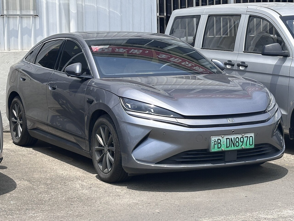 BYD Qin L EV