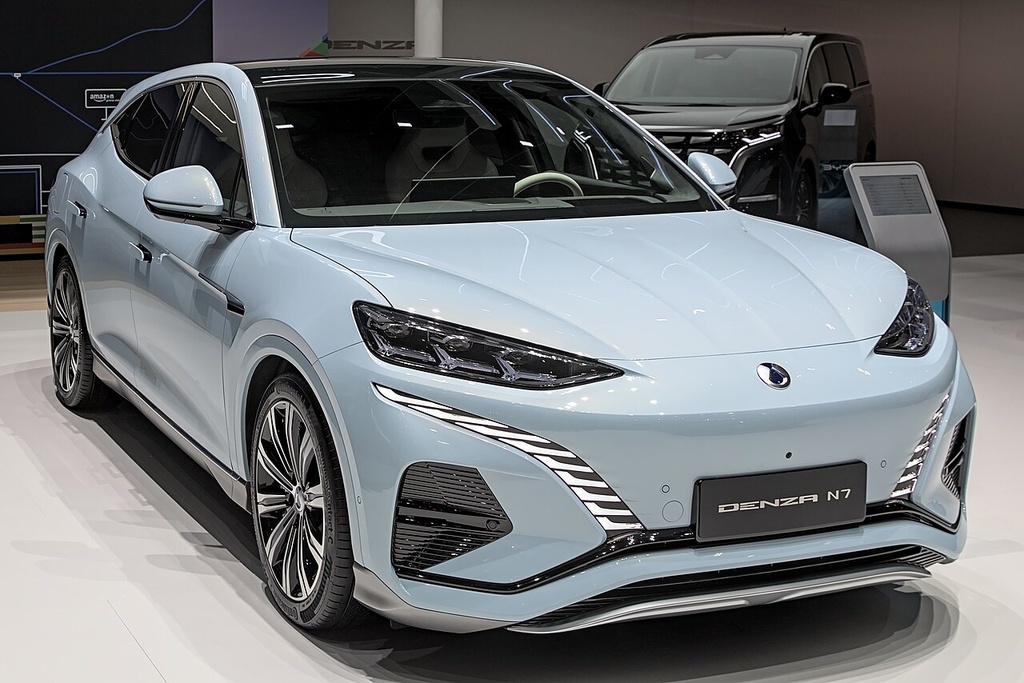 Denza N7