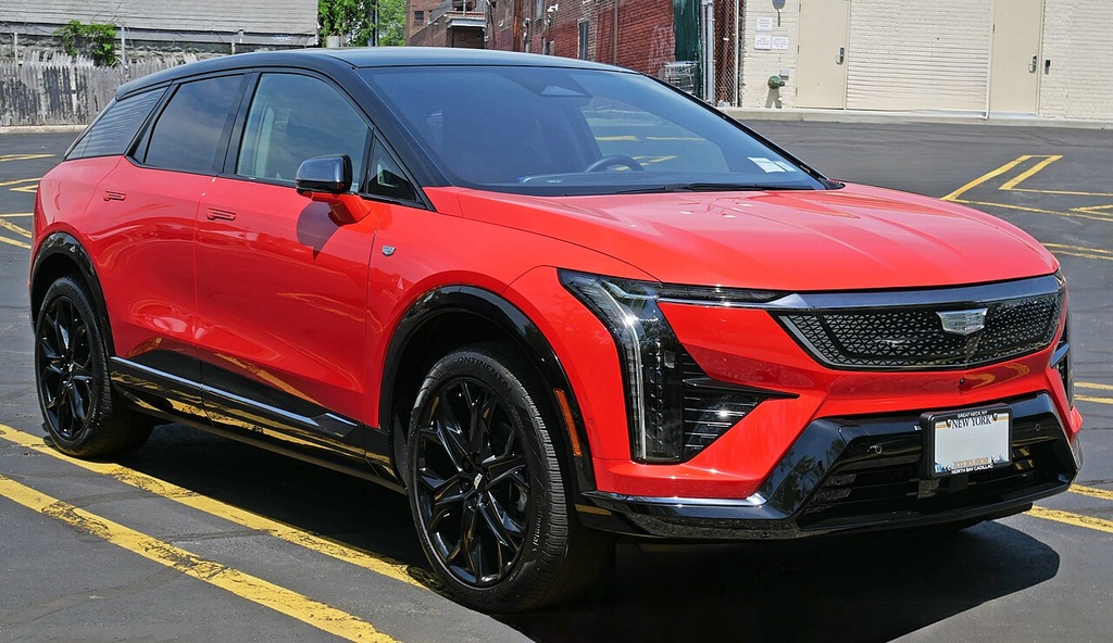 [WEB2-CADILLAC-OPTIQ] Cadillac Optiq