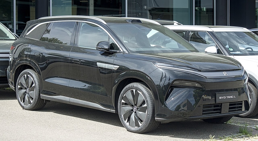 BYD Tang L EV 670 LiDAR Flagship