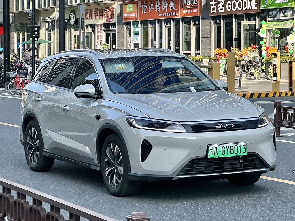 BYD Sealion 05 DM-i