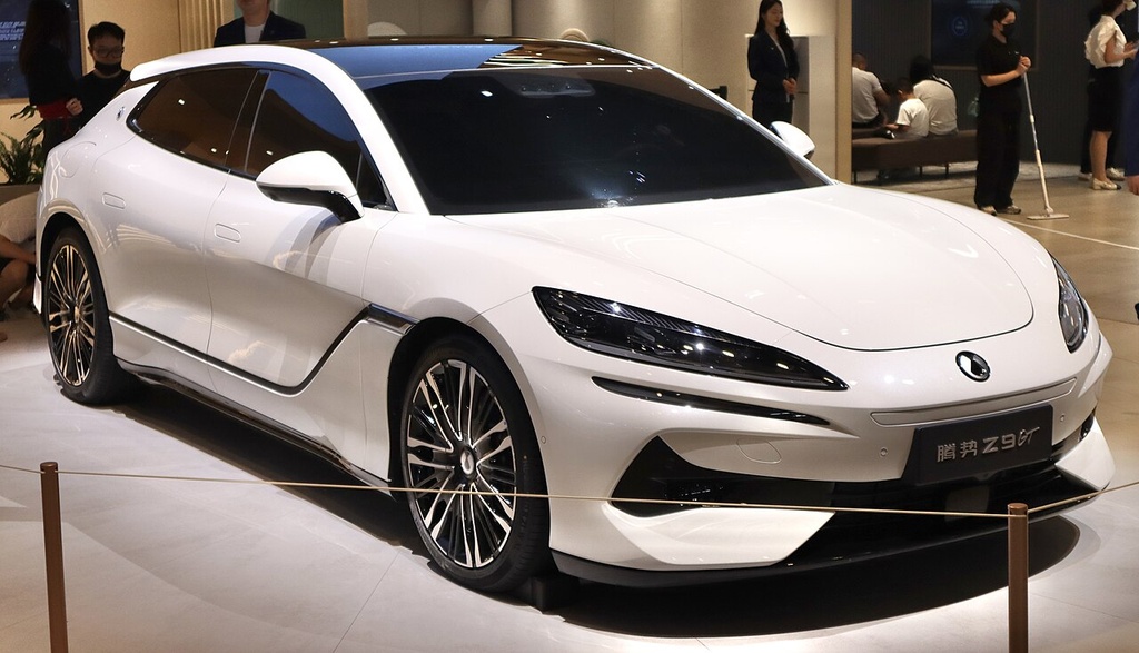 Denza Z9 GT EV