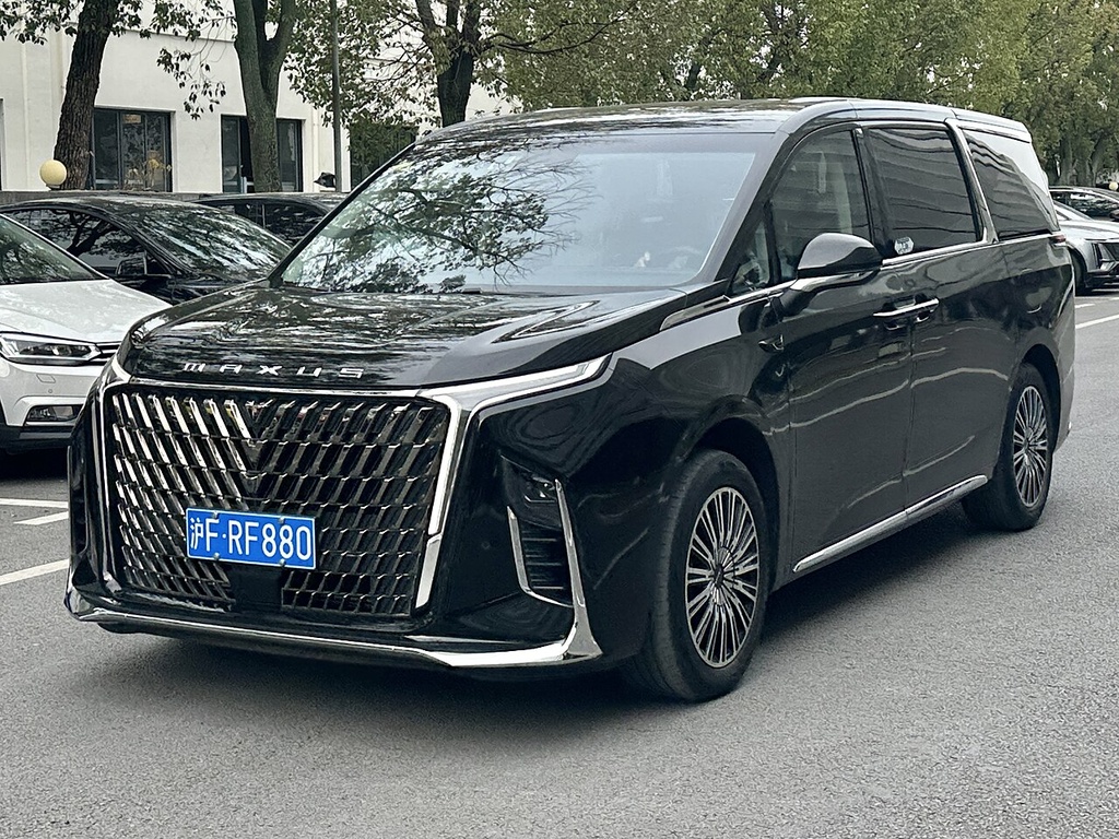 MAXUS Mifa 9